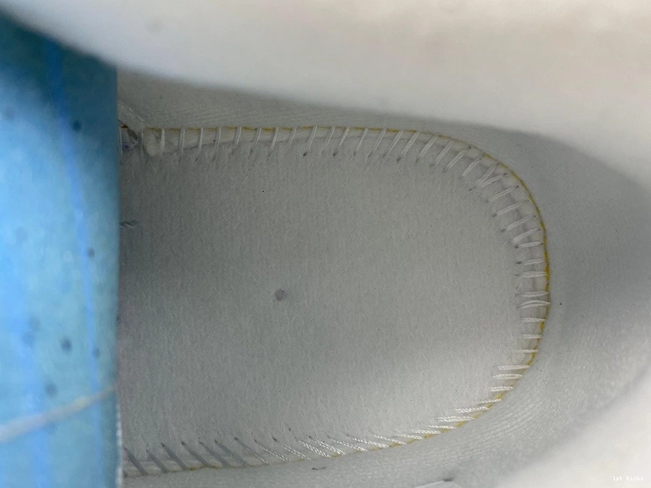 Blank 4 DQ4909-100 Retro Canvas (W) Jordan - 1110